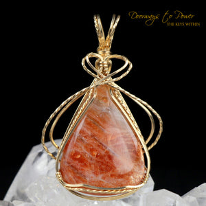 Rainbow Lattice Sunstone Crystal Pendant 14k