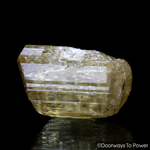 Scapolite-Rare-Gemstone-Tanzania
