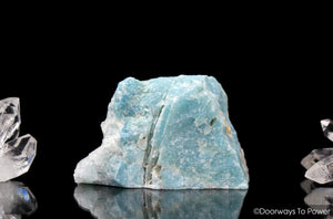 Azumar Crystal Altar Stone