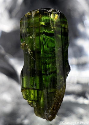 Leandro De Souza Emerald Crystal Skull