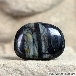 ISUA STONE 'Protection Stone' 3.75 billion years old #4