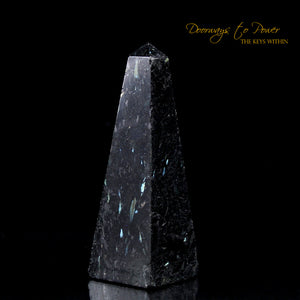 Nuummite Crystal Generator
