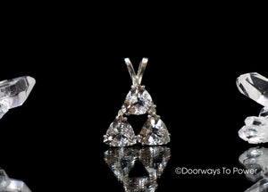 Satyaloka Quartz Gemstone Pendant