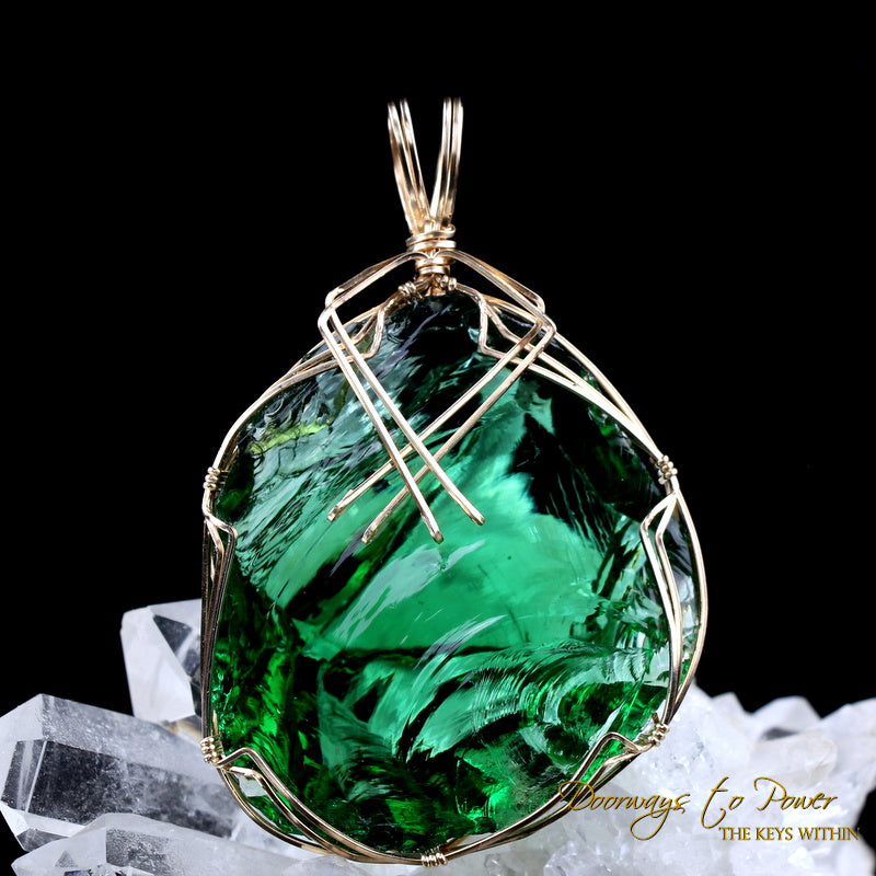 Thoth the Atlantean Emerald Green Andara Pendant 14k