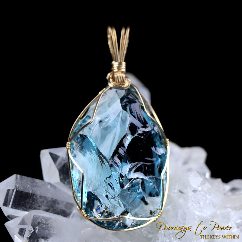 14k Gold Andara Pendant Mt Shasta California 