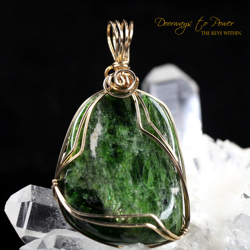 Chrome Diopside Crystal Pendant 14k Gold