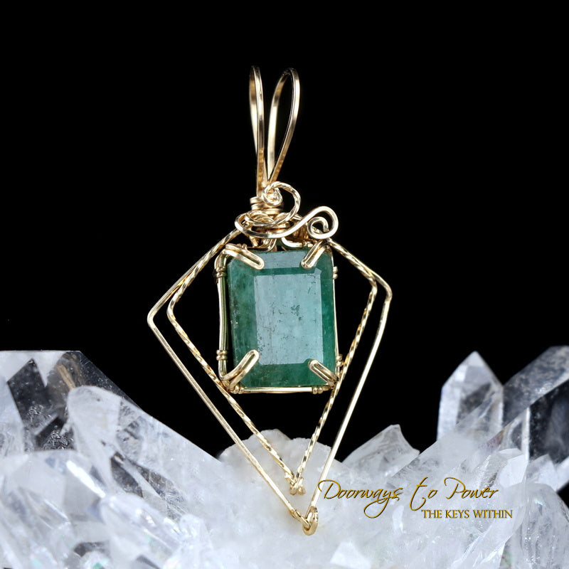 Green Emerald Crystal Pendant 14k 'Heart Center'