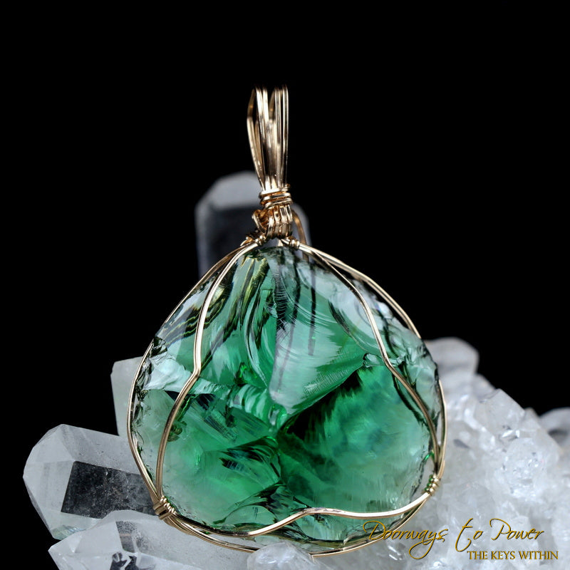 Thoth the Atlantean Emerald Green Andara Pendant 14k