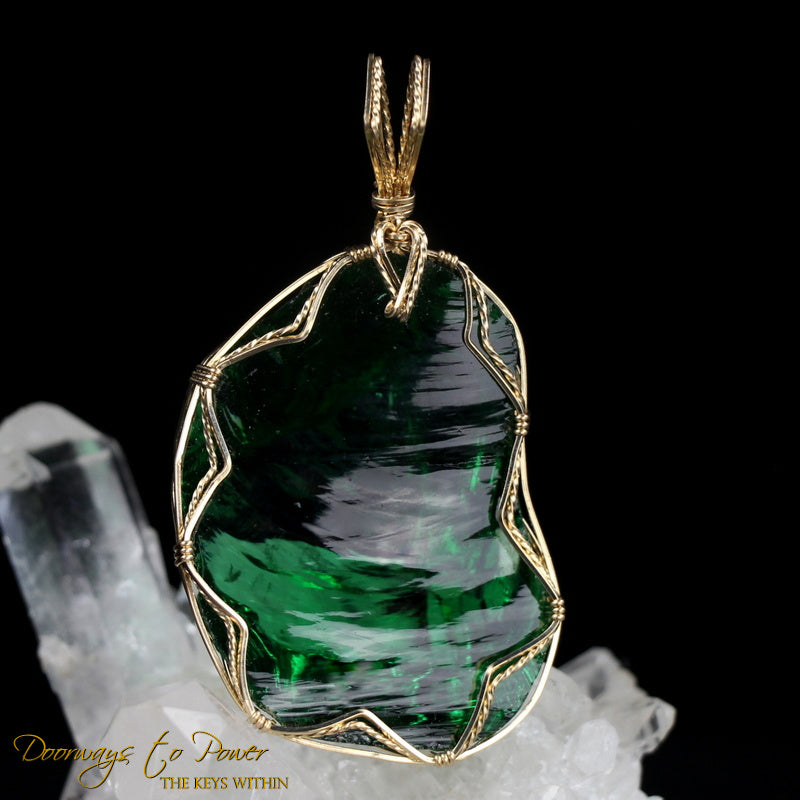 Thoth the Atlantean Emerald Green Andara Pendant 14k