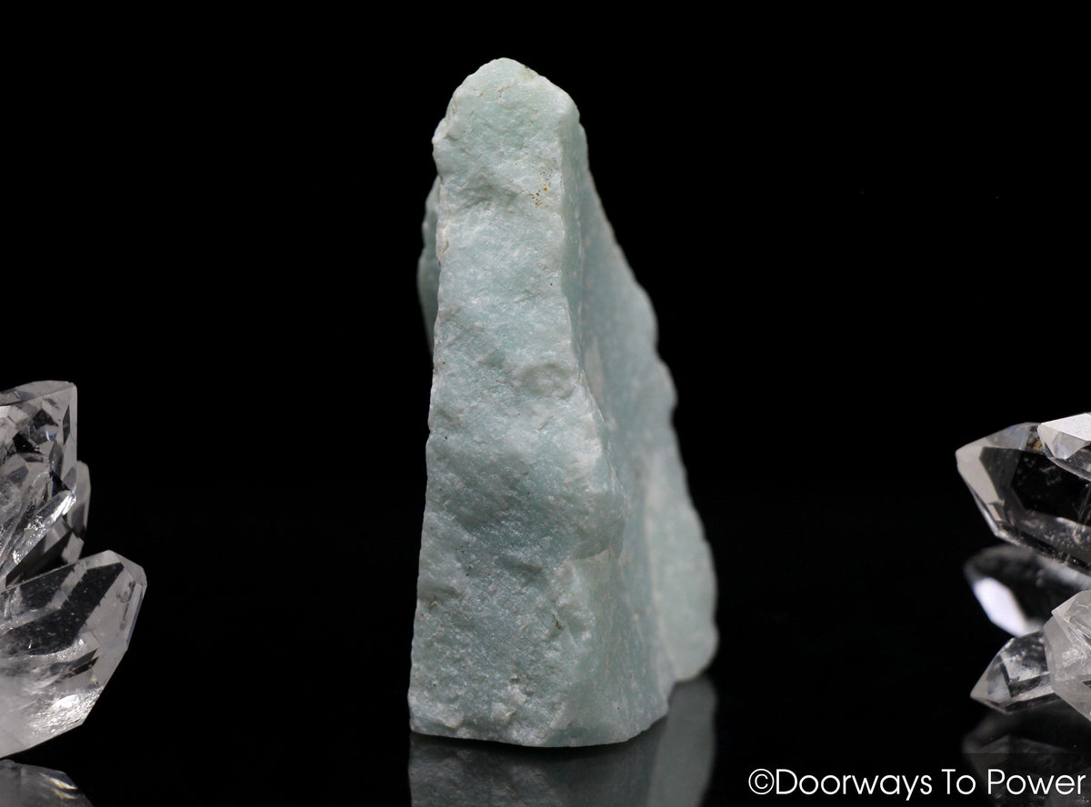 Azumar Azumar Crystal Altar Stone 'Samadhi' - Doorways to Power