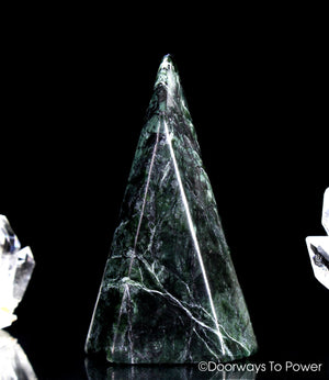 Heartenite Crystal Altar Stone