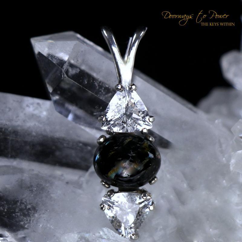 Nuummite Satyaloka Azeztulite Pendant