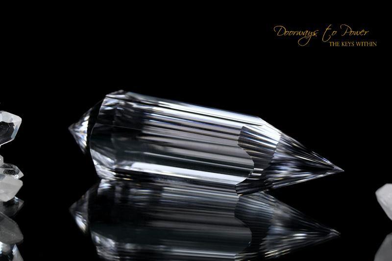 Vogel Crystal Quartz Wand