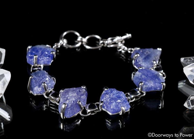 Tanzanite gemstone bracelet