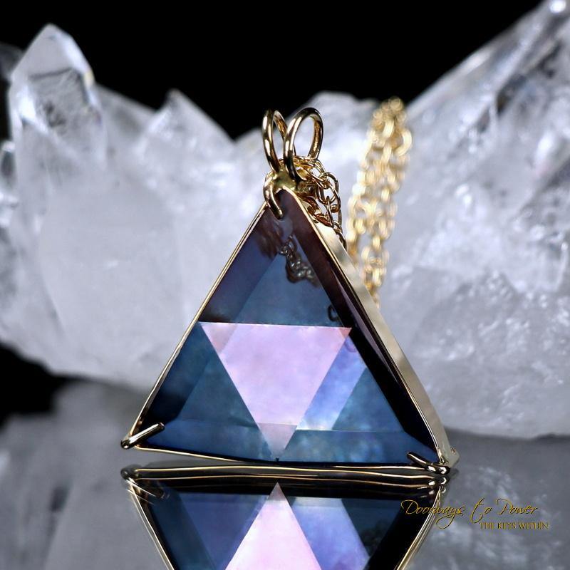 Tanzine Aura 14k Vogel Crystal Pendant