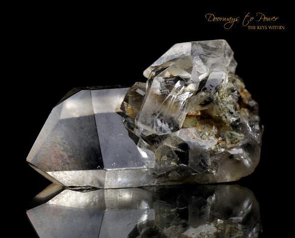 Brookite in Quartz Synergy 12 Stone