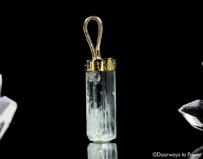 Aquamarine Crystal Pendant 14k Gold 'Mastery Series'