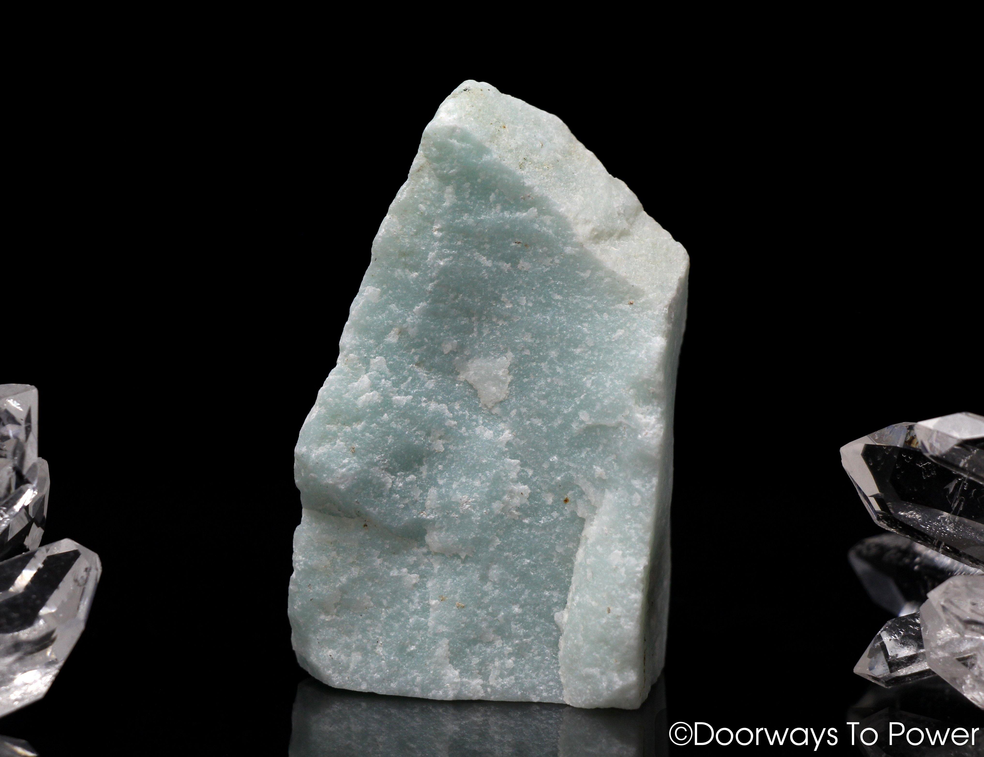 Azumar Azumar Crystal Altar Stone 'Samadhi' - Doorways to Power