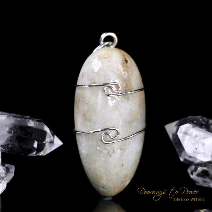 Honey & Cream Azeztulite Crystal Pendant 