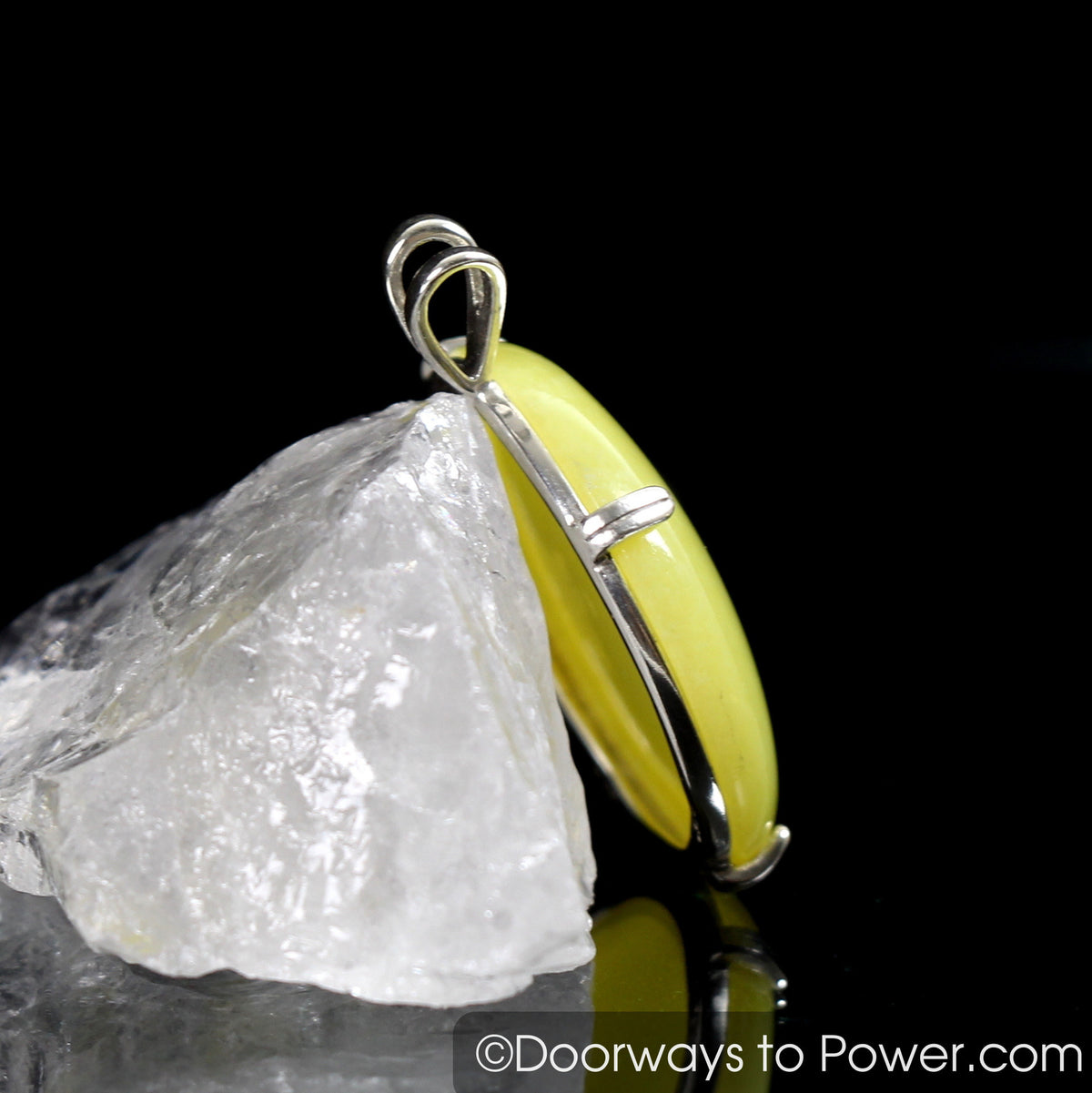 Healerite Gemstone Pendant Round Cabochon SS