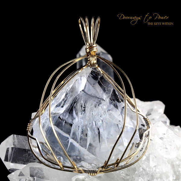 Lady Nellie Blue Andara Pendant 14k