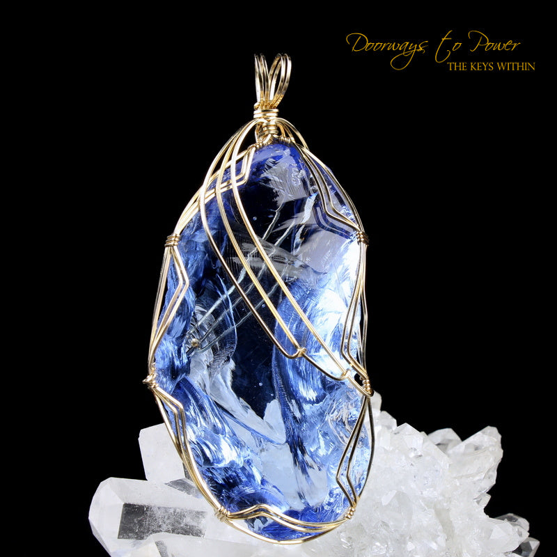Lady Nellie Blue Andara Pendant 14k