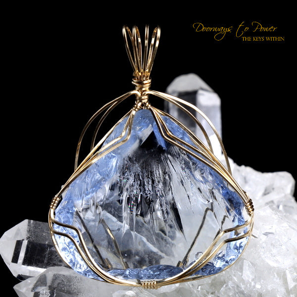 Lady Nellie Blue Andara Pendant 14k