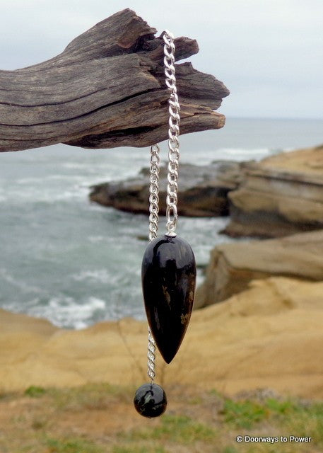 Nuummite Pendulum