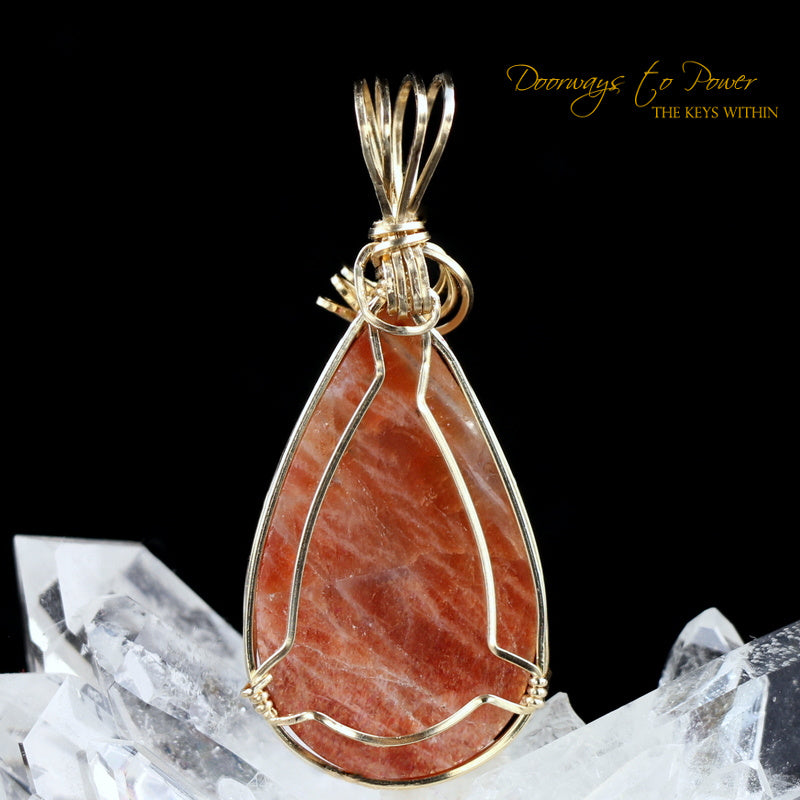 Rainbow Lattice Sunstone Crystal Pendant 14k