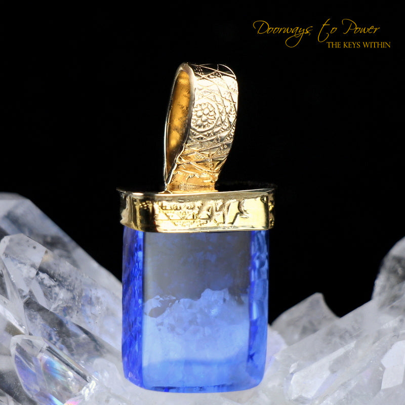 Siberian Blue Quartz Light Language Pendant 22k