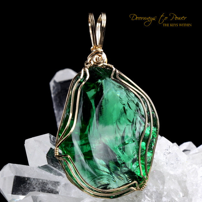 Thoth the Atlantean Emerald Green Andara Pendant 14k