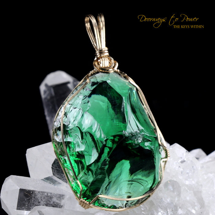 Thoth the Atlantean Emerald Green Andara Pendant 14k