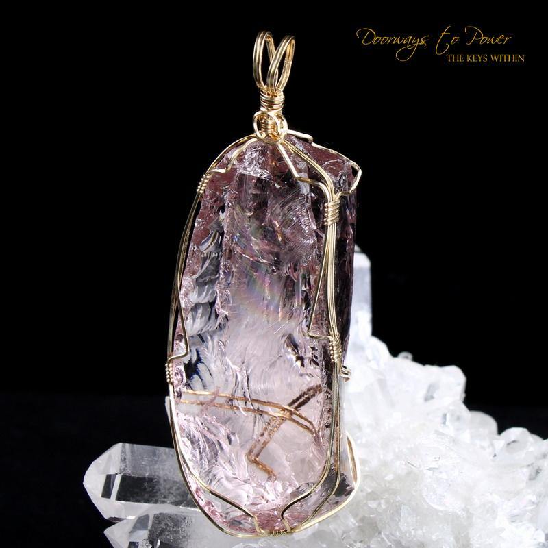 14k Gold Andara Pendant