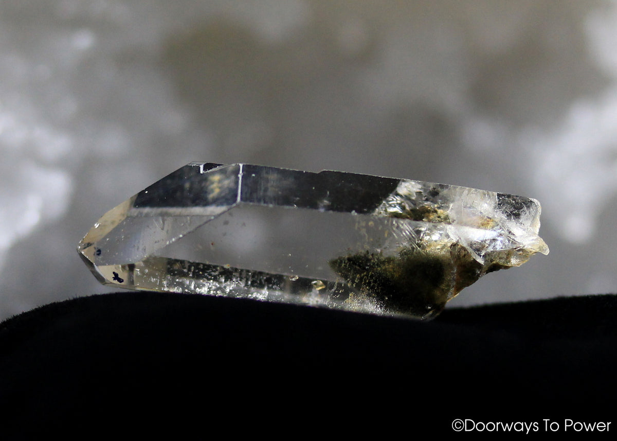 Brookite in Natural Quartz Point Record Keeper Synergy 12 Stone