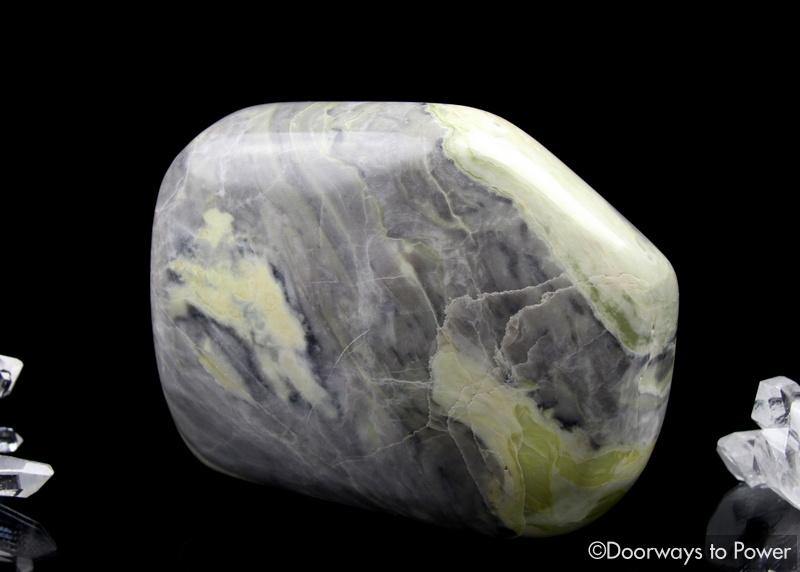 XL Garnierite Stone