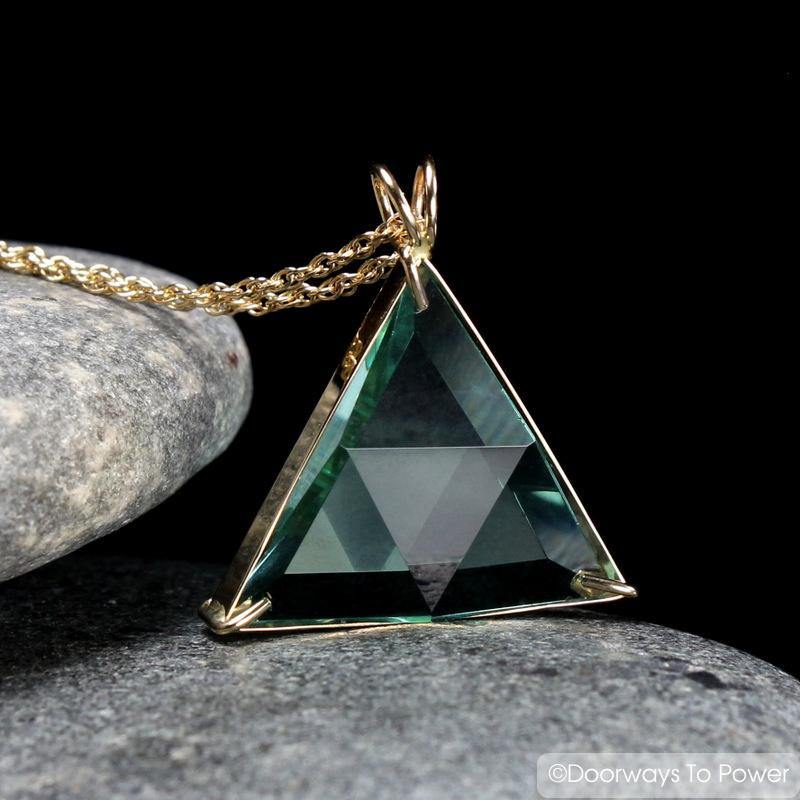 14k Gold Green Obsidian Vogel Casa Crystal Pendant