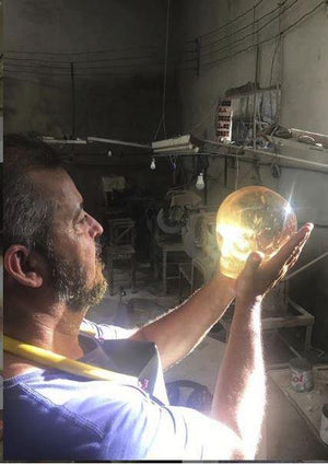 Leandro De Souza, the worlds finest Skull Master Carver.