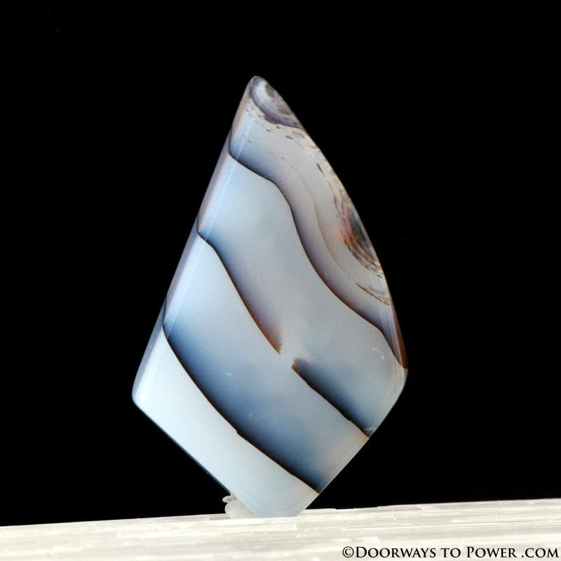 SHANTI LIGHT Crystal Madagascar