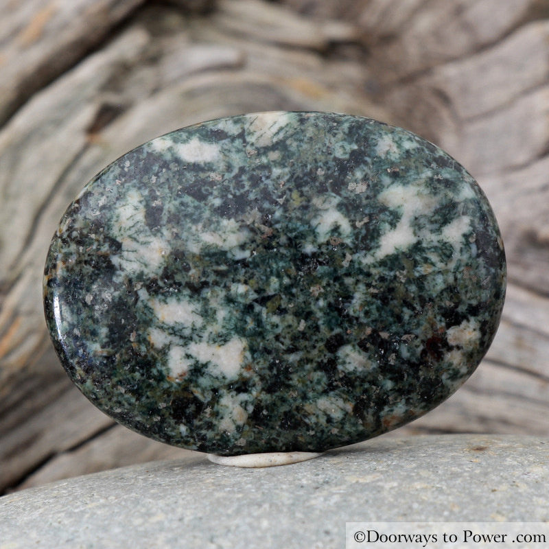 Preseli Bluestone Palm Stone SBS-5